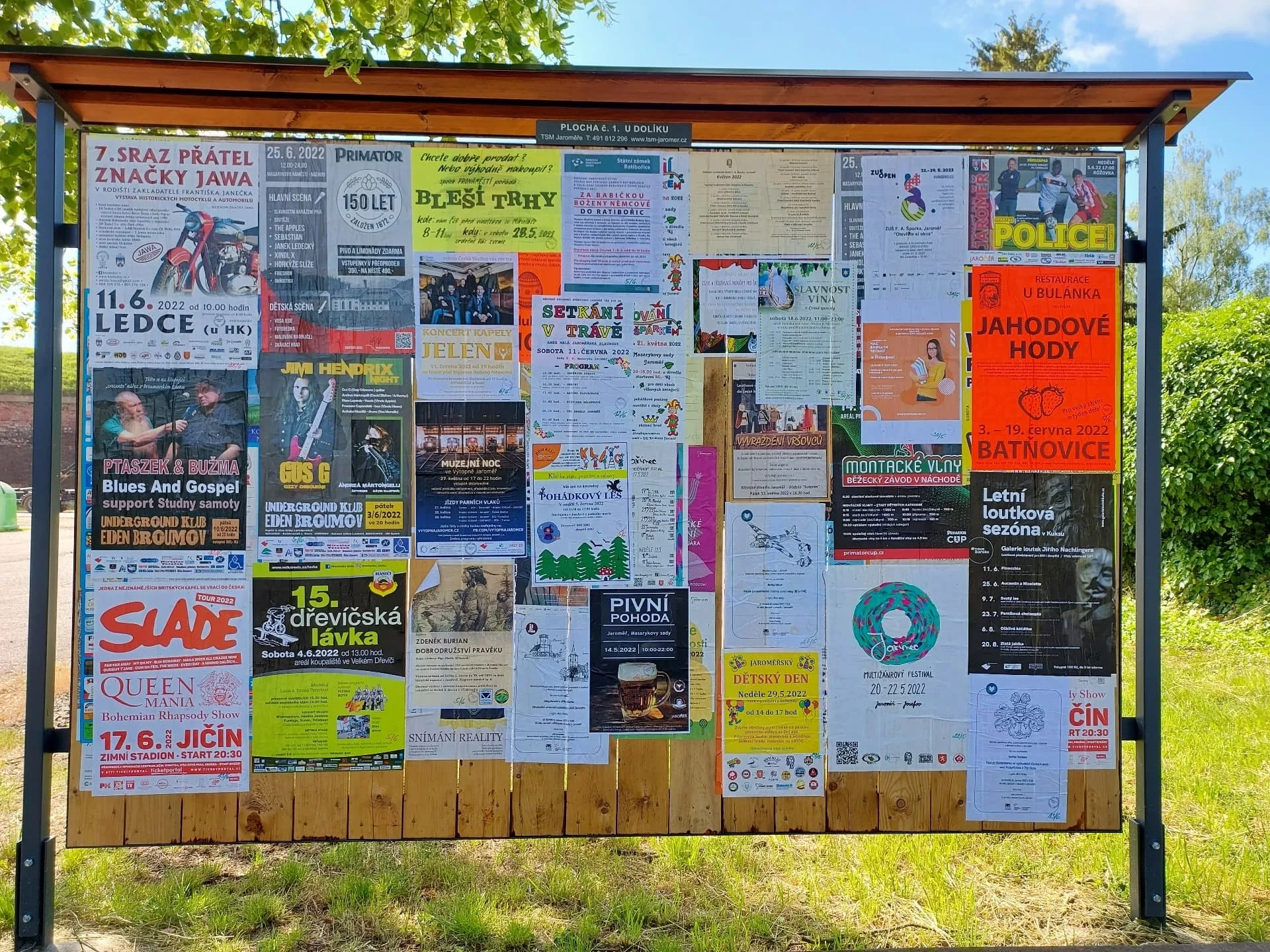 Nová konstrukce plakátové plochy