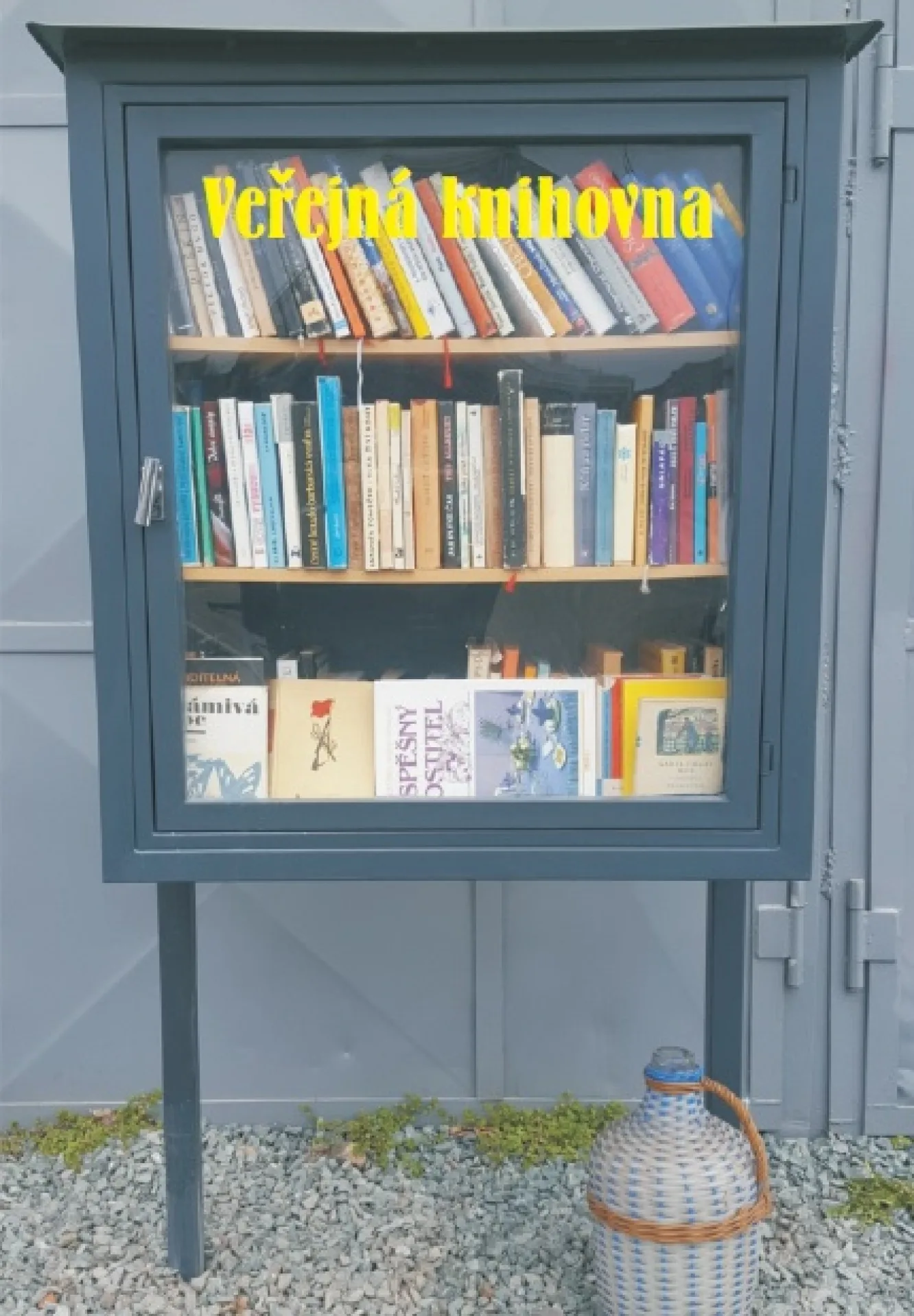 Veřejná knihovna na ReUse